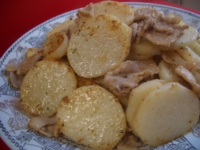 豚と長いもシャキシャキ炒め