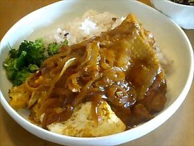 デミ?BBQ?思いつきの鶏肉料理♪
