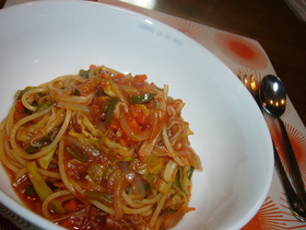 簡単＊野菜のトマトソースパスタ☆