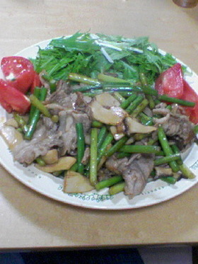 簡単にできる★にんにくの芽と豚肉炒め