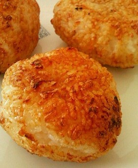 香ばし焼きおにぎり