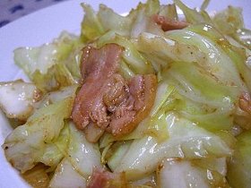 ♥キャベツとベーコンのオイマヨ炒め♥