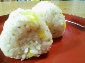 *柚子胡椒*ゴマたくわん*おにぎり
