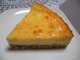 チーズケーキに！黒ゴマ入りビスケット生地