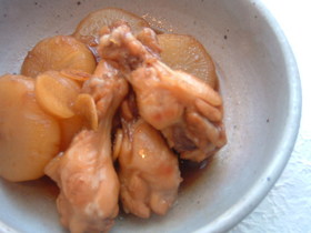 鶏手羽元と大根の照りとろ煮