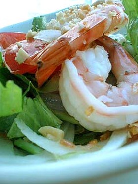 思い出のタイの味サラダ
