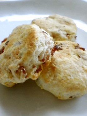 チーズ☆ベーコン入り スコーン♪