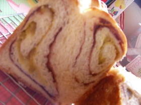 おやつにも朝食にも♪さつまいもあん食パン