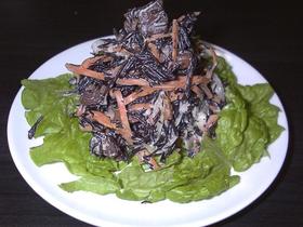 ひじきの煮物でサラダ！