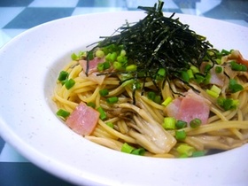 食欲そそる♪舞茸とベーコンの和風パスタ