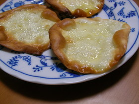 餃子DEパリパリ塩スイーツ