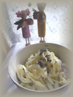 さつまいもとキャベツのサラダ
