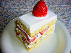 天板でいちごケーキ