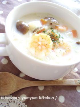 たっぷり野菜とエビのミルクスープ✿