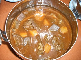 牛すじ肉の味噌煮