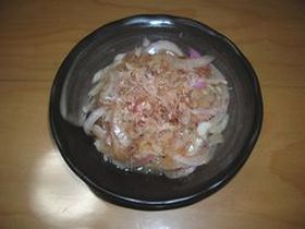 紫たまねぎのうめ～サラダ