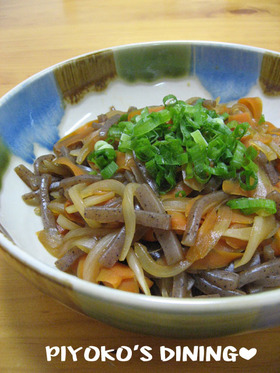さっぱり♬人参・玉葱・蒟蒻の生姜風味炒め