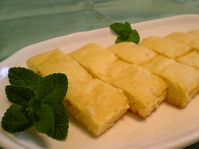 ほんのりレモン香るおからのケーキ
