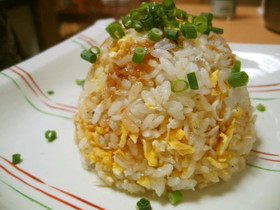 しらすと卵のチャーハン