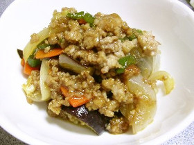 なすの挽肉ソース炒め
