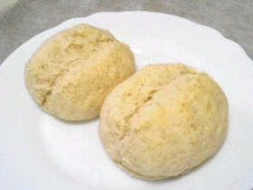 う・ふ・ふ（麩）なパン