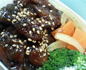お弁当シリーズ♪豚のくわ焼き