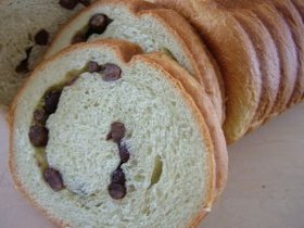 きな粉の豆パン(トヨ型）