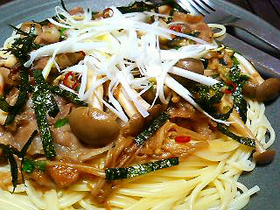 豚肉のピリ辛和風味噌パスタ