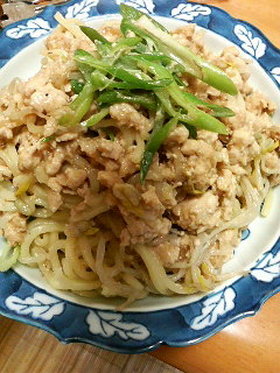 ☆思いたったら！簡単ジャージャー麺☆