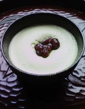 しっかり抹茶プリン？ふんわり抹茶ムース？