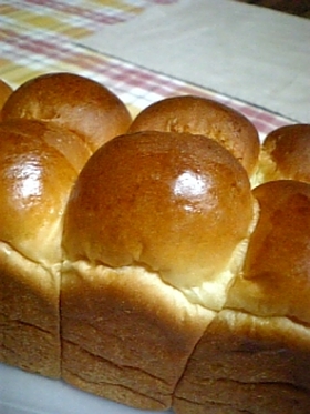 ○皮まで美味しい♥ミルクちぎりパン○