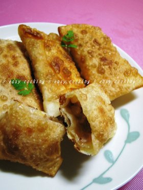 パリパリ♪豚キムチーズの春巻き餃子！？