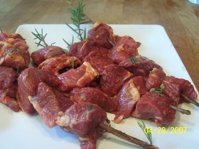 ローズマリーの枝を使ってBBQ!