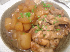 鶏手羽と大根のしょうゆ煮