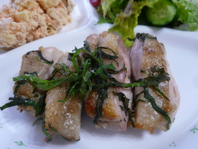 鶏もも肉の大葉焼き