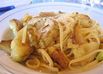 ズッキーニと2種類のチーズパスタ