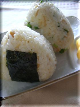 なめ茸とマヨネーズのおにぎり☆