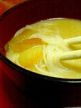 なすびナ食感？意外と美味！スイカの味噌汁