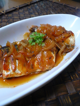 骨まで柔らか～サンマのトマトバジル煮