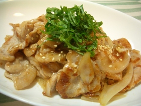 豚と玉ねぎの梅肉炒め☆
