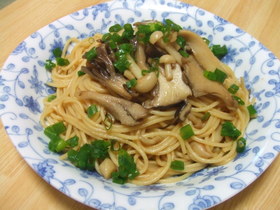 簡単☆あの味☆きのこの和風パスタ
