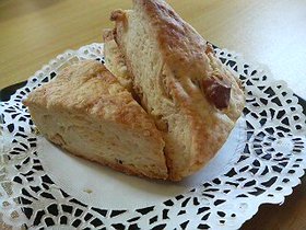 くるみとはちみつのスコーン
