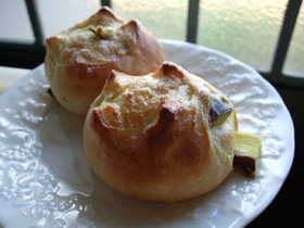 さつまいもゴロゴロ♪ 秋味パン