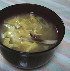 冷凍椎茸の軸で♪美味し～い☆かき玉味噌汁