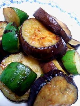 意外とイケル?胡瓜となすのケチャップ炒め