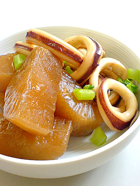 味しみしみのイカ大根