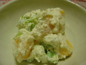 アボガドと柿の豆腐クリームサラダ