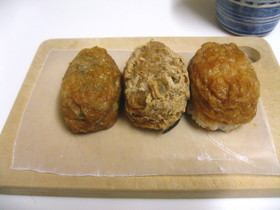お弁当においなりさん(簡単揚げの開き方）