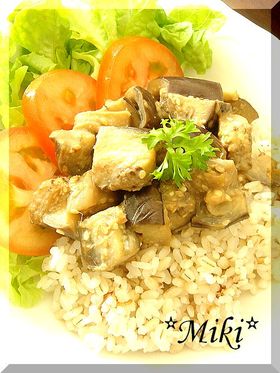 無国籍カフェ　和風なすご飯。