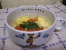 ５分であったかトマトと卵のスープ☆